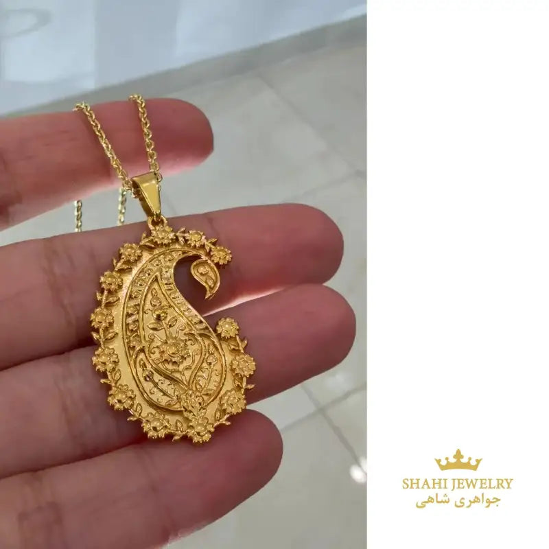 Persian Paisley Pendant in 18K Solid Gold - Pendant