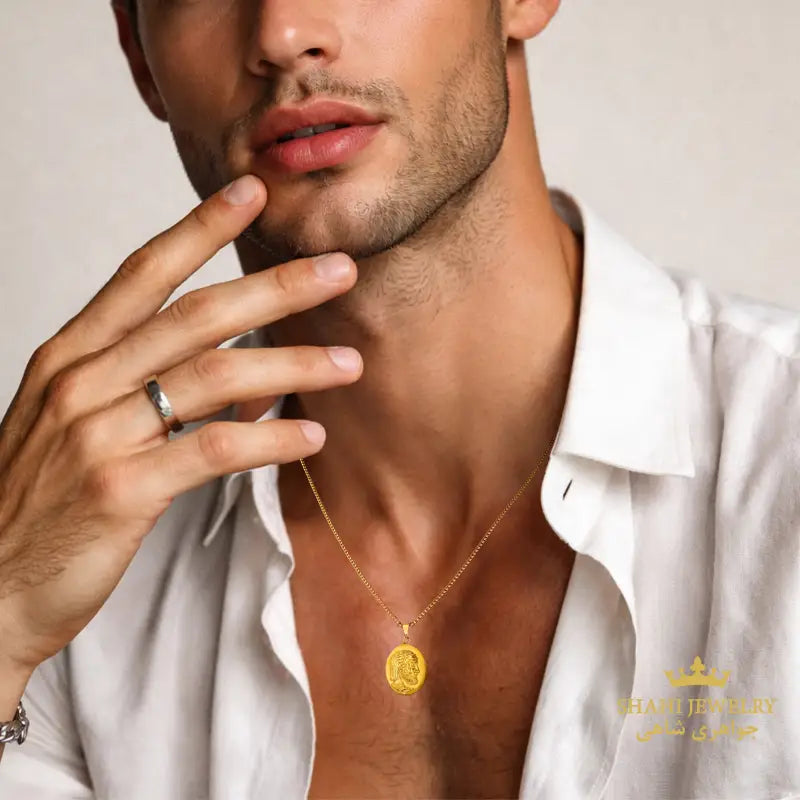 King Cyrus the great 18k gold pendant 