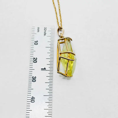 Lemon Quartz Pendant in Women’s 18K Yellow Gold - Gold