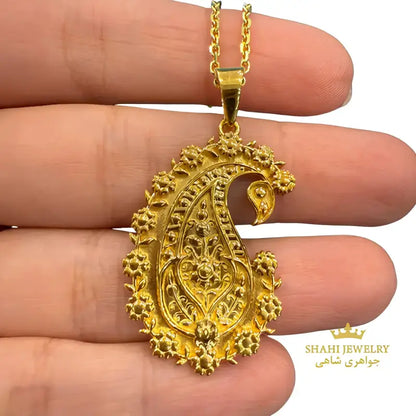 Persian Paisley Pendant in 18K Solid Gold - Pendant