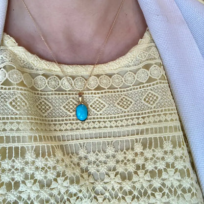 Turquoise Pendant in 18K Yellow Gold - Women’s Jewelry