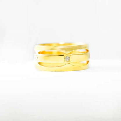 Unisex Ring with diamonds in 18K Yellow Gold For Him or Her