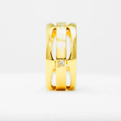 Unisex Ring with diamonds in 18K Yellow Gold For Him or Her