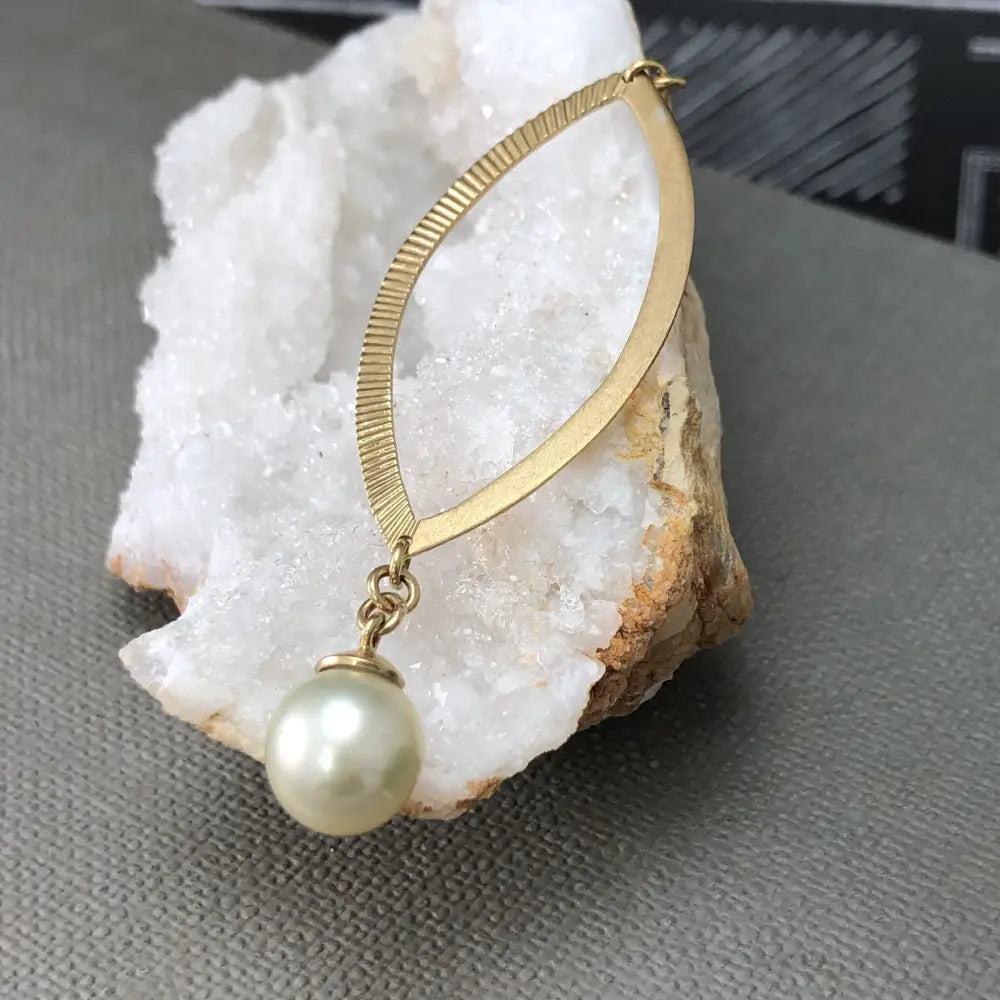 South Sea Pearl Earrings in Women’s 18K Yellow Gold